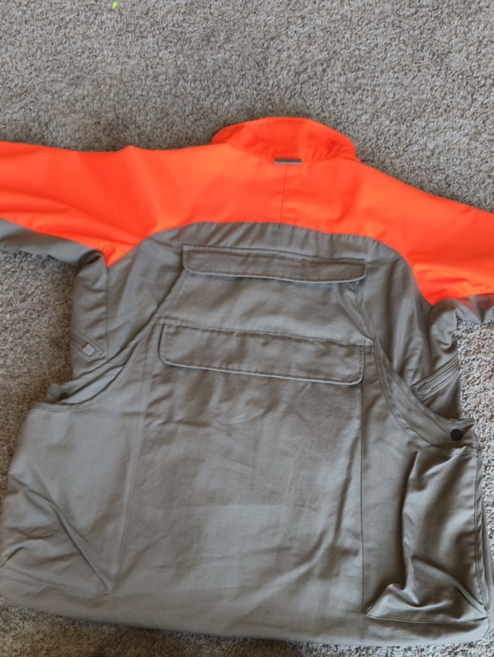 Columbia Hunting Jacket, Men's medium - Picture 8 of 9